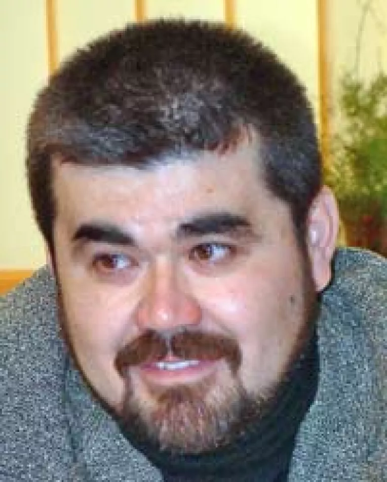 "Lozinca "Sa traiti bine!" a ajuns acum cea mai buna sursa de bascalie in Romania"