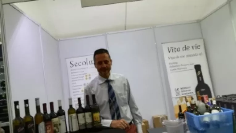 Lucian Neacsu de la Casa Neacsu: Producem vinuri de colectie!