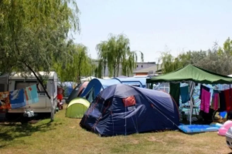 Mai multi turisti aflati pe litoral, in vacanta, au ramas fara bani si bunuri