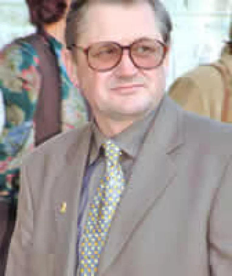 Mai nou, CN APMC si ANR se calca pe bataturi
