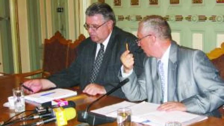 Mai usor cu nervii,  ca va imbolnaviti!