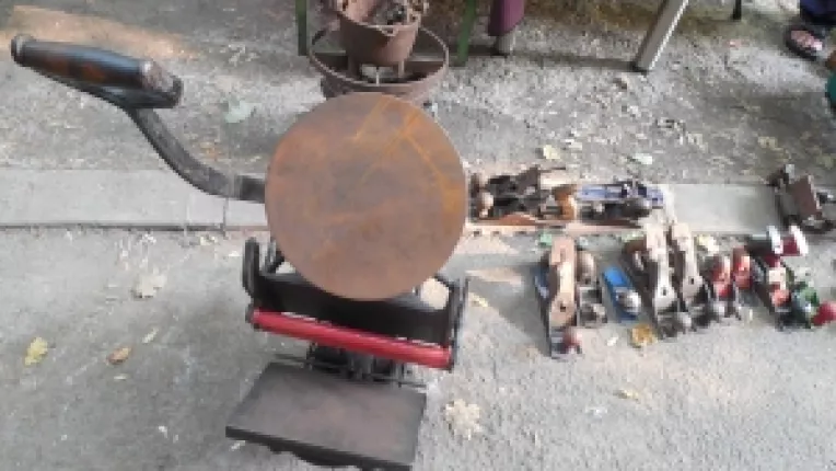 Mario, un roman colectionar stabilit la Londra: "De mic copil, colectionez timbre si monede!"