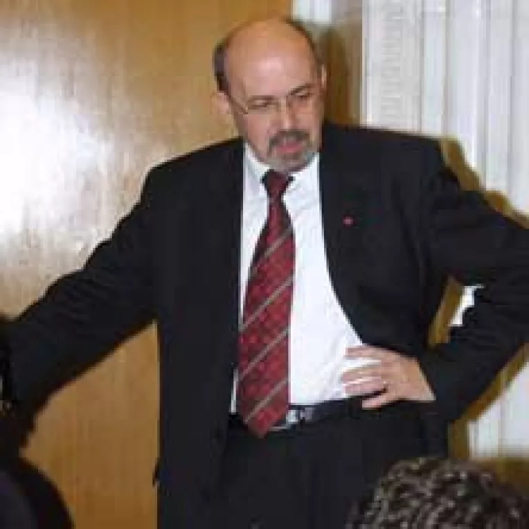 Marko Bela este suparat ca premierul nu se consulta cu el