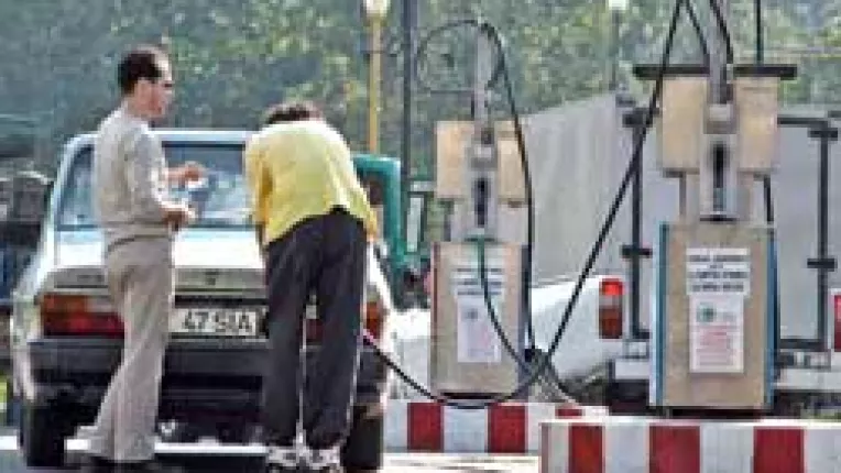 MEC monitorizeaza benzina si motorina