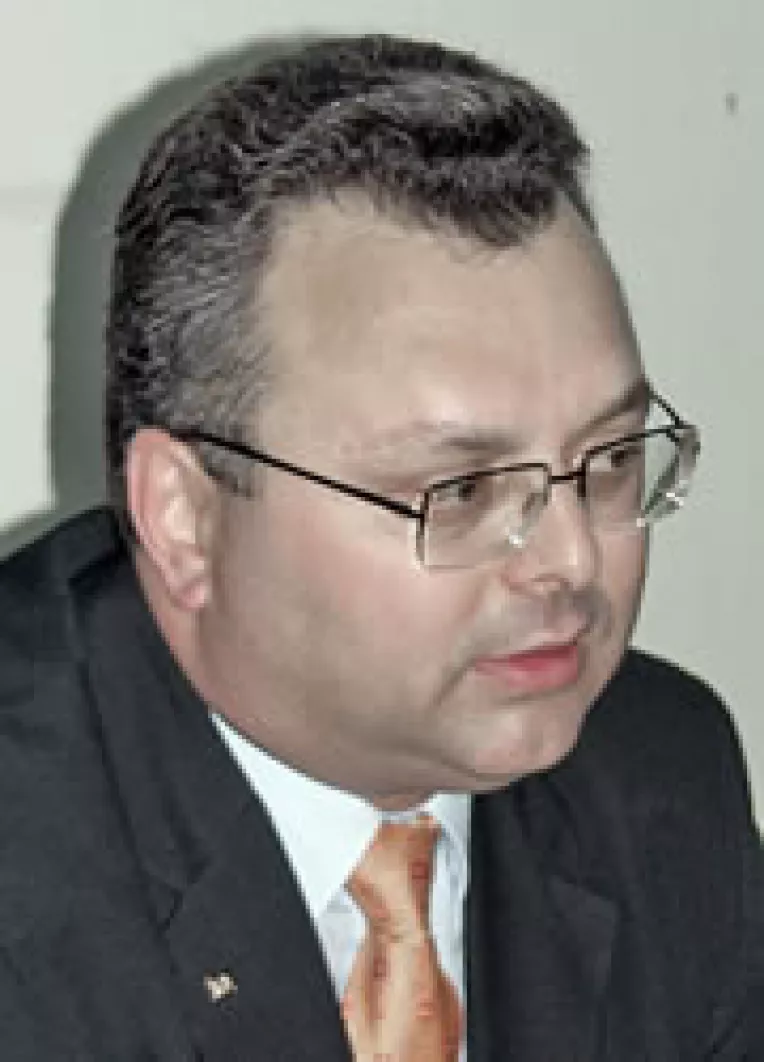 "Membru de partid sau nu, Mircea Iustian tot inactiv ramane"