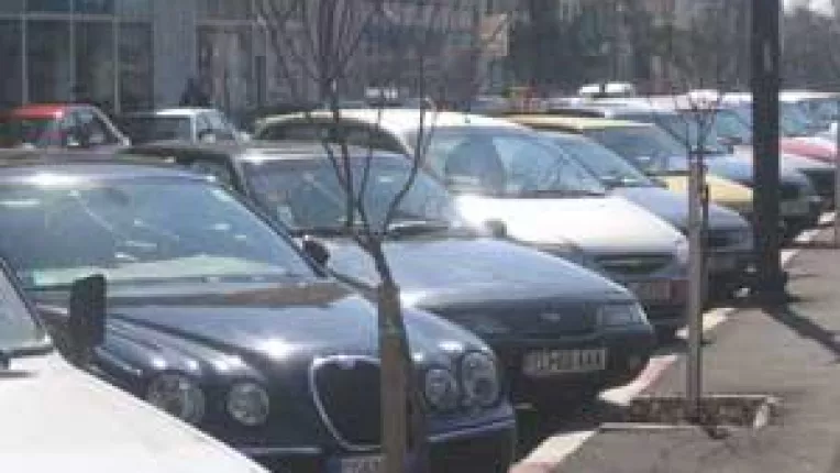 Mergi, nu mergi in UE, platesti. Polita auto europeana, umflata cu 40%