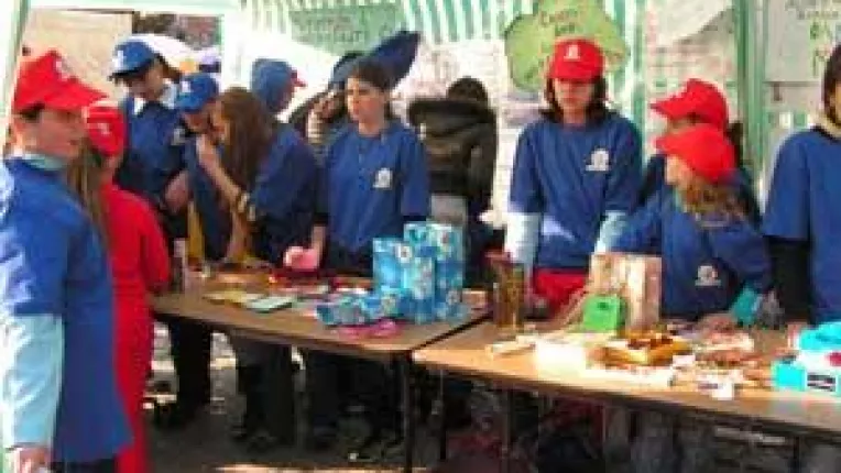 Mici comercianti, mari suflete