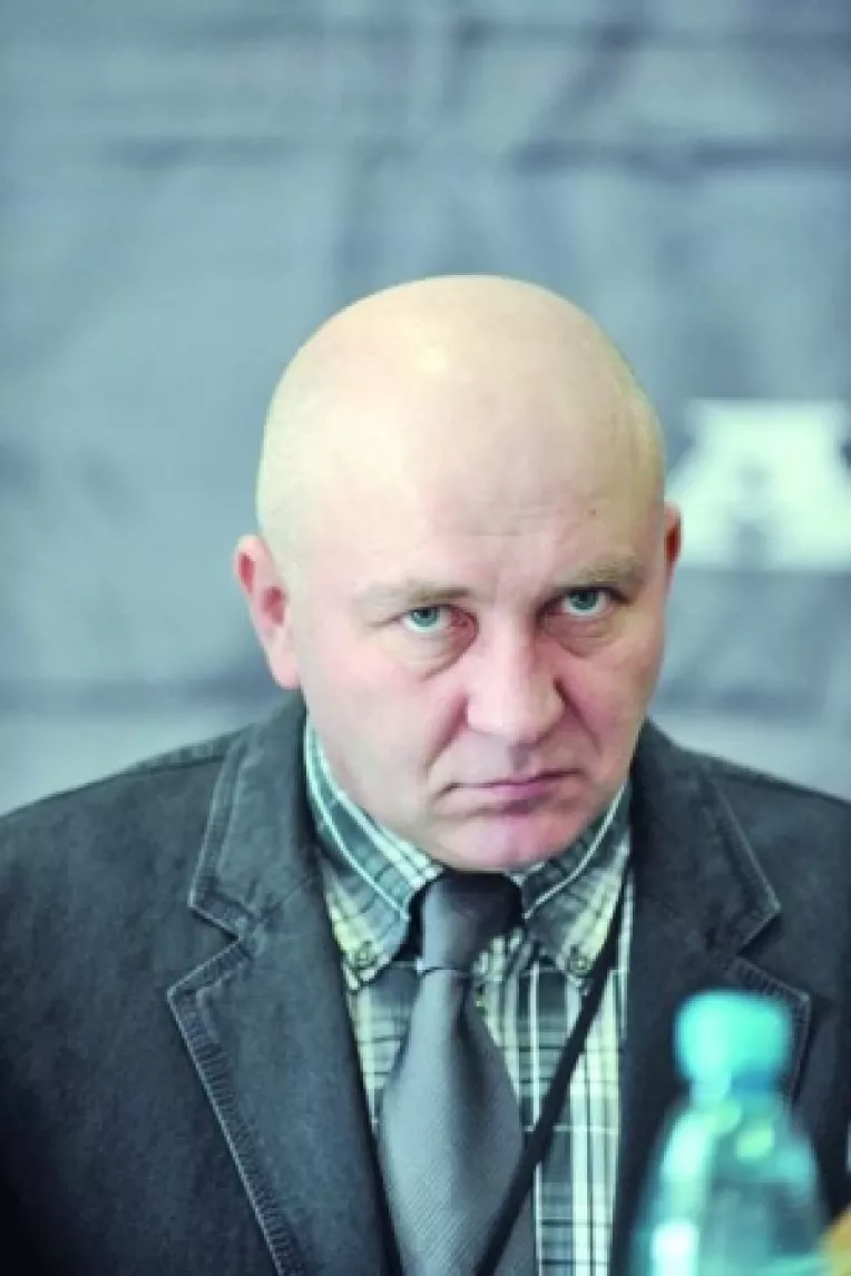 Ministerul a taiat din banii de salarii. Pavalasc nu dramatizeaza situatia disponibilizarilor de la aeroport