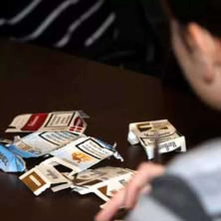 Ministerul Sanatatii pune strigoi pe pachetele de tigari