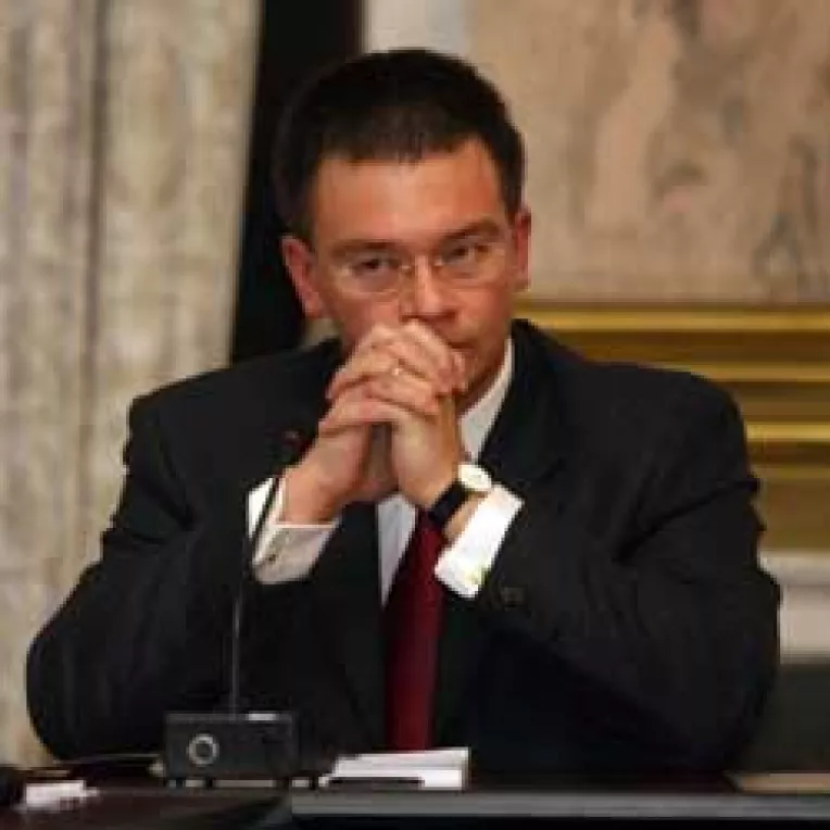 Ministrul de Externe, lustrat de colegii de partid