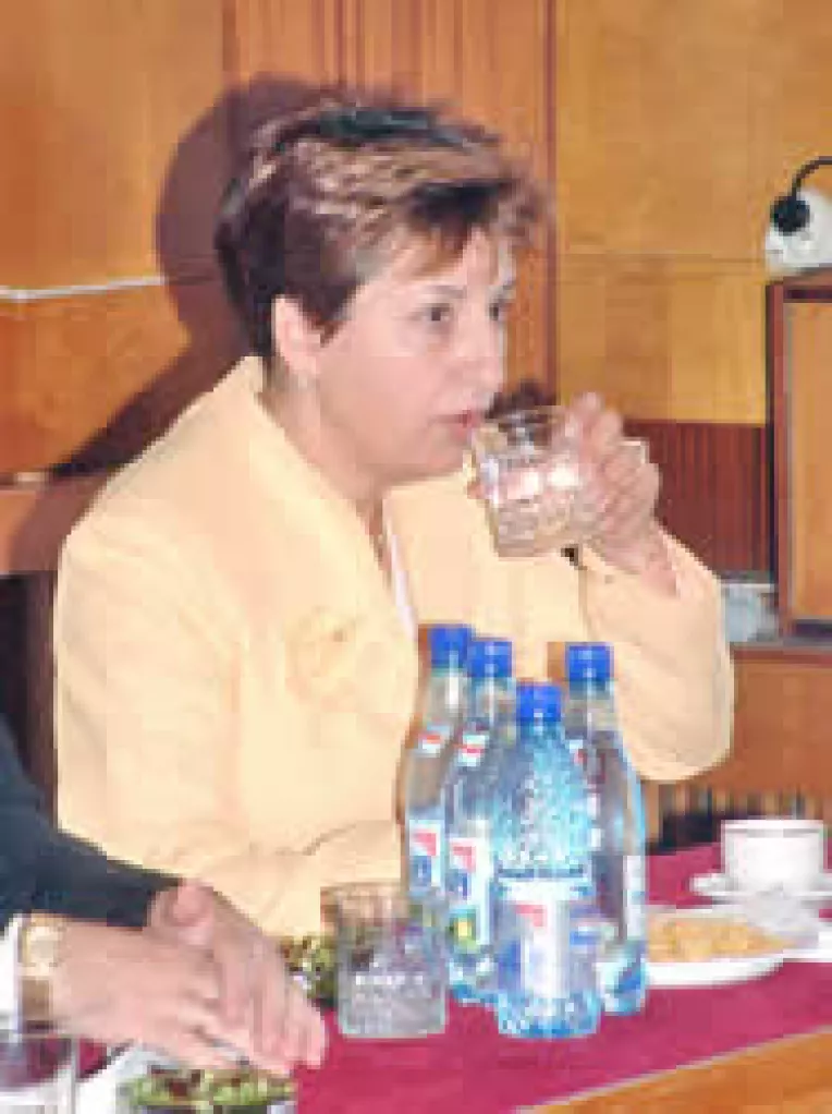 Ministrul Sulfina Barbu il va demite pe Ionel Manafu