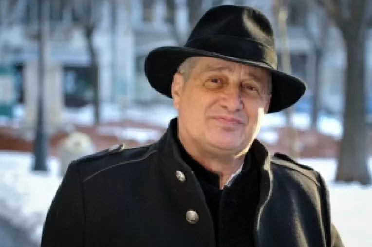 Mircea Dinescu:  Generalii fideli lui Ceausescu au provocat un razboi de gherila, ei sunt vinovati pentru mortii de la Revolutie