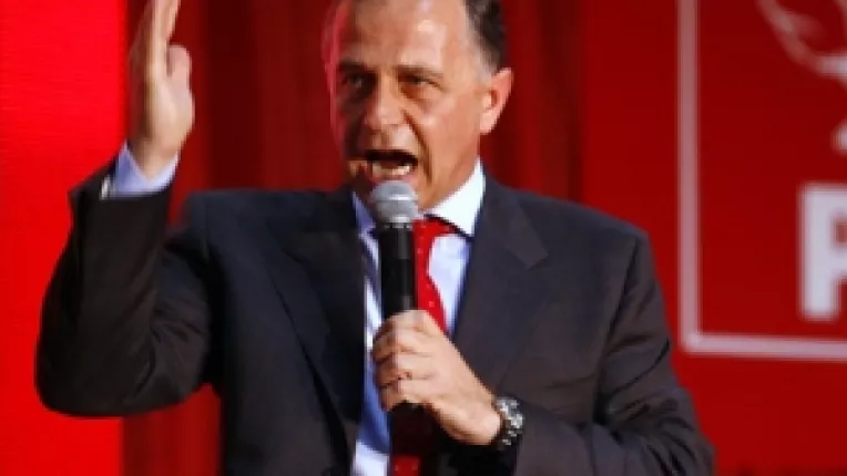 Mircea Geoana: "Din pacate, doamna ministru Ridzi si alte doamne ministru au brevetat adevarate retete de sifonare a banului public"