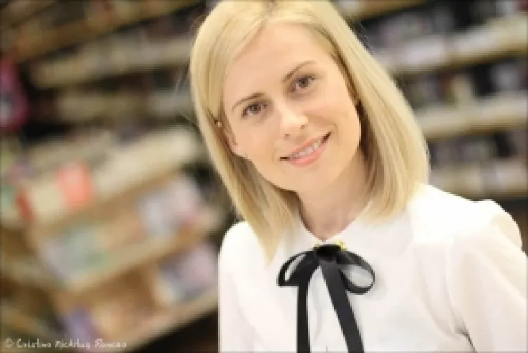 Miruna Ioani:  Nicio femeie cu fusta scurta nu isi doreste sa fie batuta. Nicio femeie nu cauta sa fie abuzata