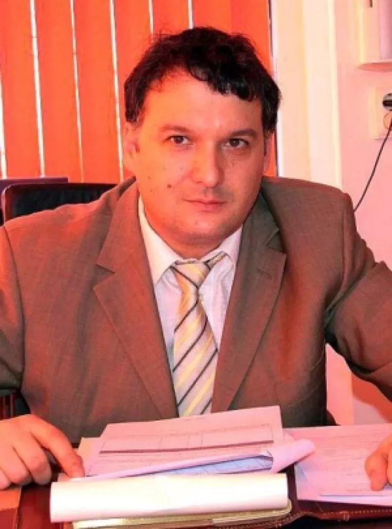 Modificari ale Codului Fiscal
Romanii vor avea de la 1 mai 2009 impozitul pe profit minim