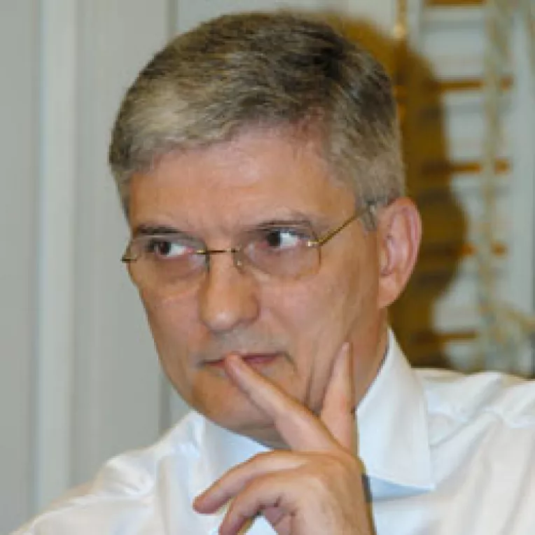 Moody's trece Romania in randul tarilor cu risc acceptabil pentru investitii