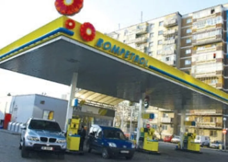 Motorina mai ieftina la Rompetrol