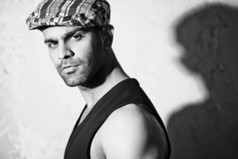 Muneer se alatura trupei Mandinga

