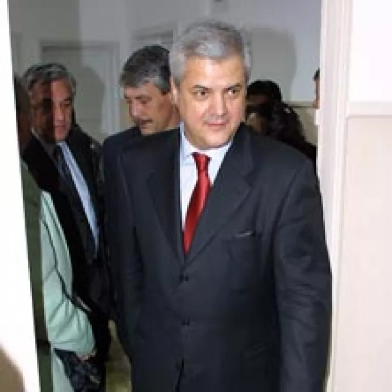 Nastase, premierul guvernului din umbra