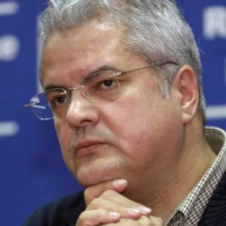 Nastase s-a suparat pe Geoana
