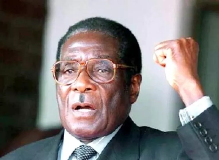 Nepasator la epidemia de holera, Mugabe organizeaza festivitati
