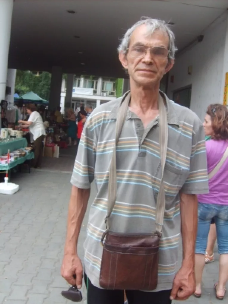 Nicu Rasina, marochiner: "Produse de marochinarie manufacturate, la targul Piata Taraneasca si Mester(Esti)!"
