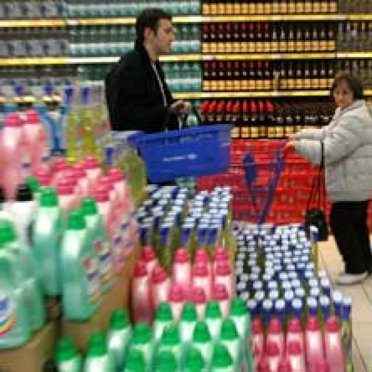 Noi cumparam detergentii dupa pret