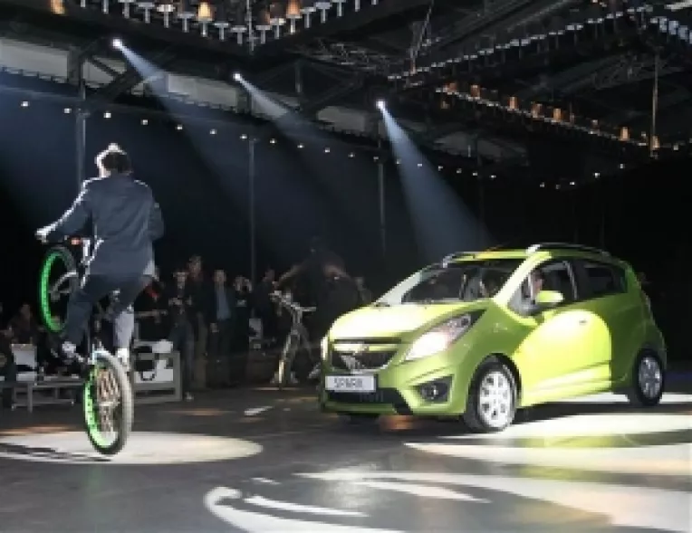 Noul Spark lansat in Romania .