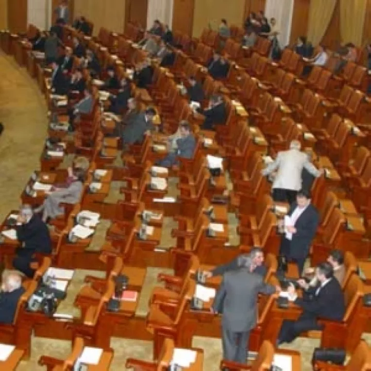 O motiune in sala goala