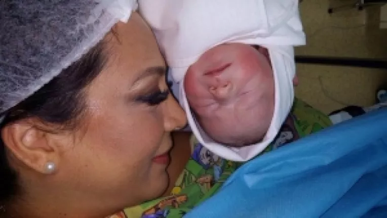 Oana Mizil a nascut o fata perfect sanatoasa