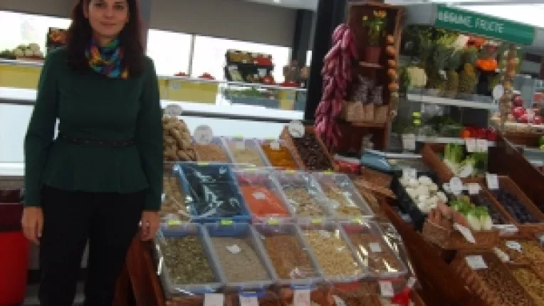 Oana Puiu, Director General Piata Amzei: "Ideea e ca oamenii sa afle ca s-a deschis Piata Amzei!"