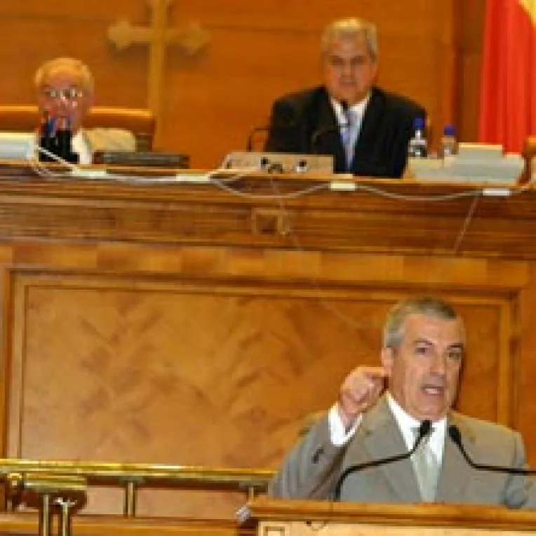 Opozitia si Basescu au invins Coalitia!