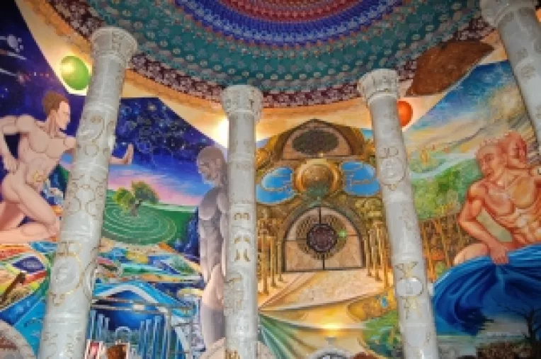 Orase bizare pe Terra