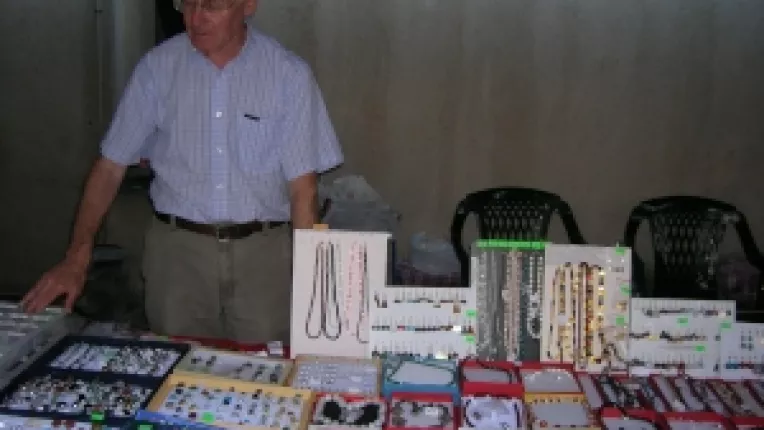 Oscar Edelstein: "Charoitul a mers bine la targul de cristale!"