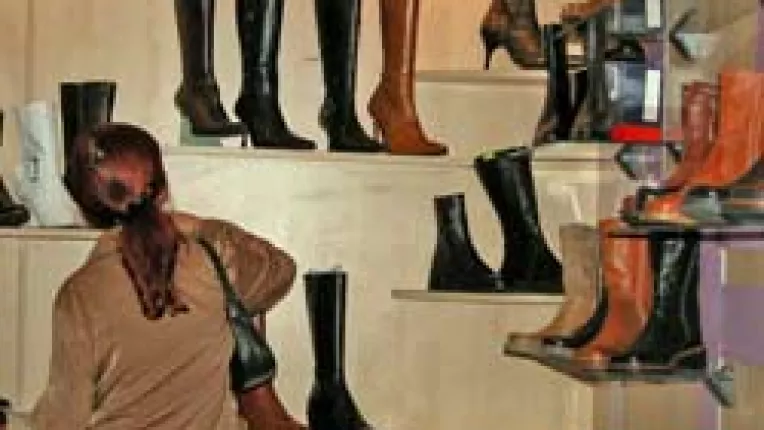 Pantofii autohtoni, la mare cautare in intreaga Europa