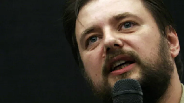 Paratraznet de serviciu: Utilitatea momentana a premierului Emil Boc