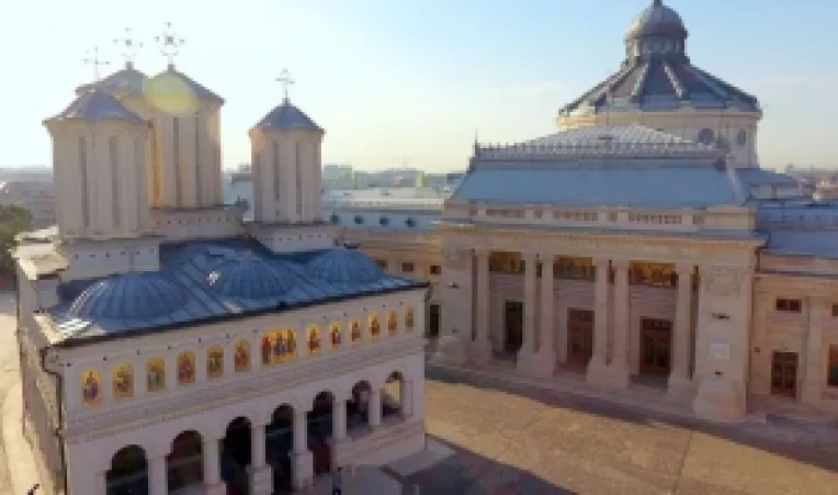 Patriarhia Romana cheama pe toti slujitorii Sfintelor Altare si pe toti credinciosii sa savarseasca rugaciuni pentru pacea si unitatea poporului roman