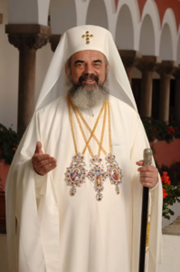 Patriarhul Daniel: Multi oameni poarta crucea suferintei din cauza inmultirii pacatelor