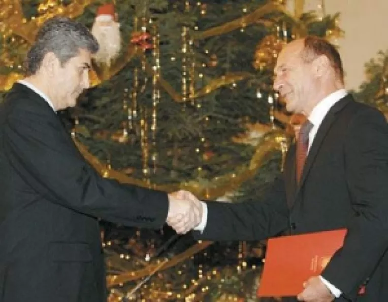 PD-L rasplateste tradarea: Pretul parlamentarilor din grupul Oprea