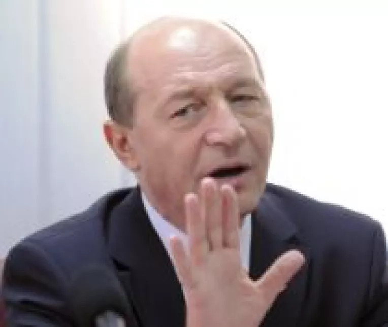 "PD-L se bolsevizeaza": Traian Basescu isi zdrobeste propriul partid