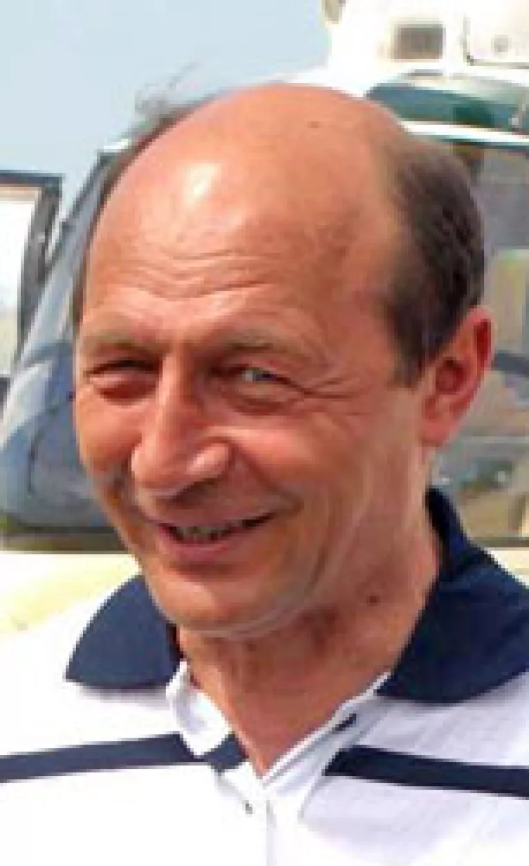 Pe Traian Basescu nu-l inlocuieste nimeni