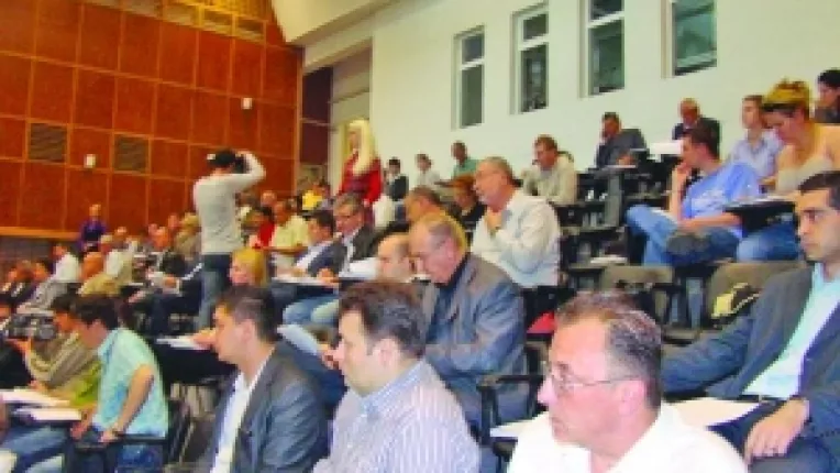 Pedelistii au facut opozitie... de forma. Alianta PSD – PDL nu se aplica in Consiliul Judetean Constanta