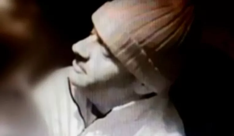 Pedofilul din lift ar fi fost cunoscut drept violatorul