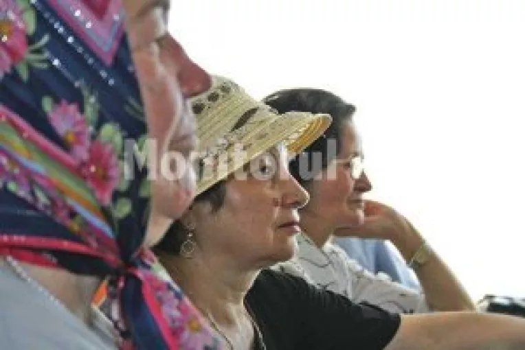 Pensionarii cred in promisiunile conservatorilor