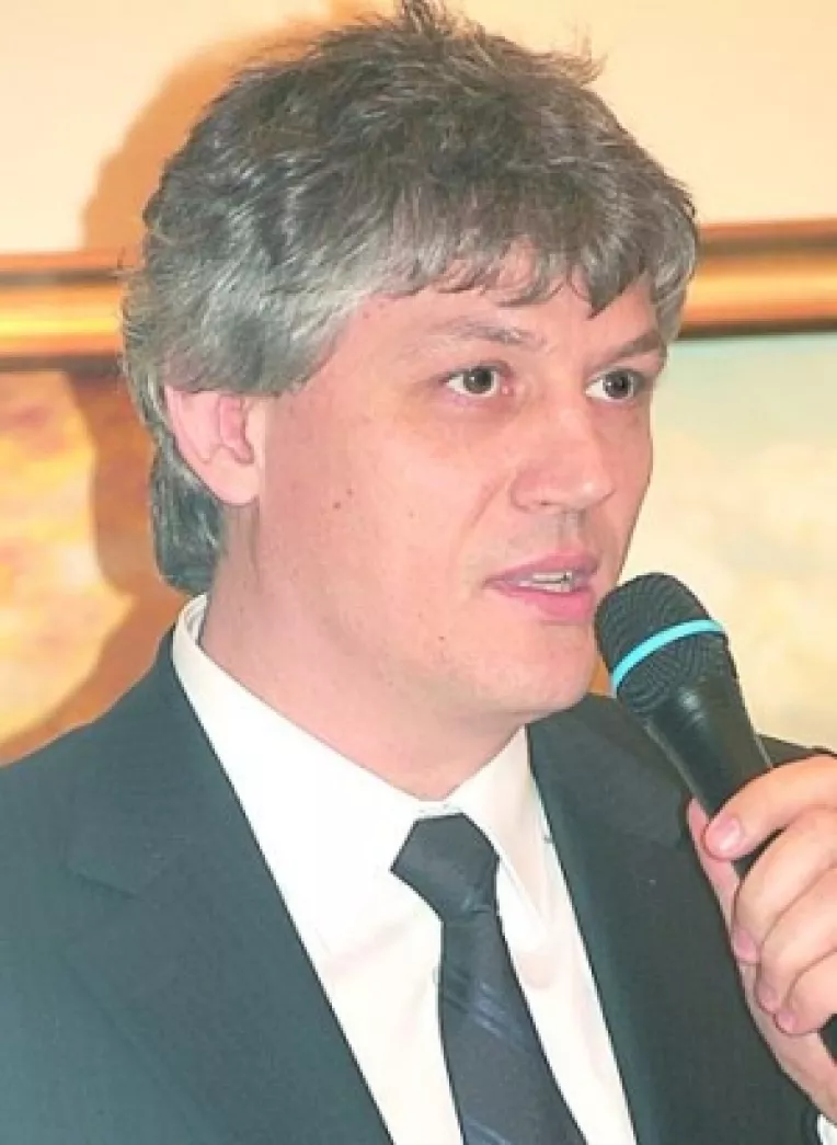 Pentru ca inventarierea terenurilor comunei Corbu a avut la baza niste falsuri,
Prefectul Liviu Brailoiu a oprit retrocedarile din Grindul Chituc