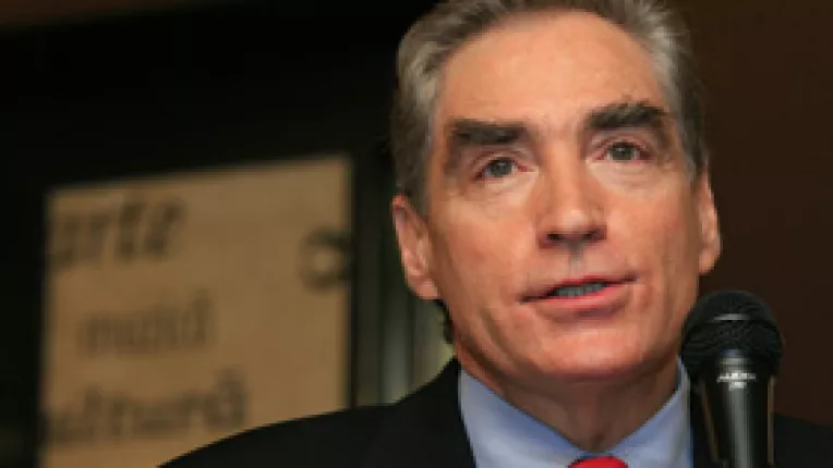 Petre Roman isi impune pentru parlamentere fidelii din Forta Democrata 
Daniel Zamfir, candidat al PNL pentru diaspora