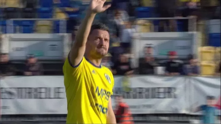 Petrolul - Botosani 1-0. Budescu a marcat la ultima faza dintr-un penalty acordat cu VAR