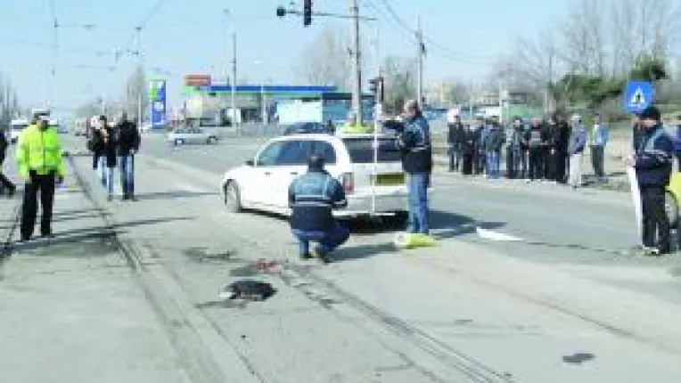 Pietoni spulberati  de o "englezoaica"