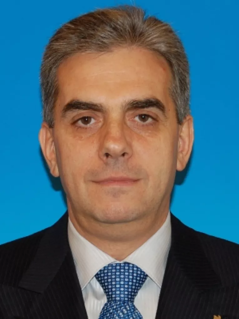 PNL pregateste o noua motiune de cenzura