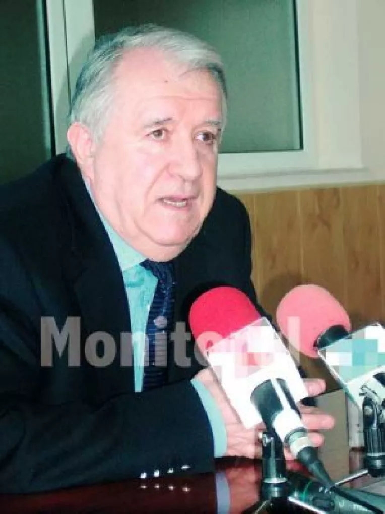 Politica galateana, in umbra tensiunilor sindicale